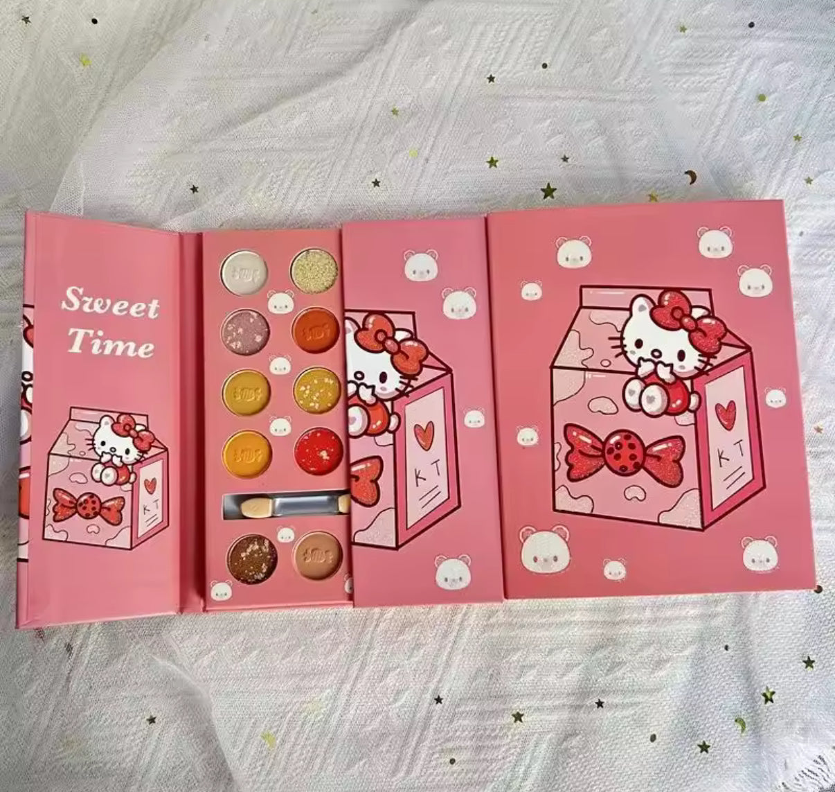 Cute Hello Kitty Eyeshadow Palette Cartoon Child Eyeshadow Matte Blush 3-in-1 Highlight Eyeshadow Palette 15 Colours**