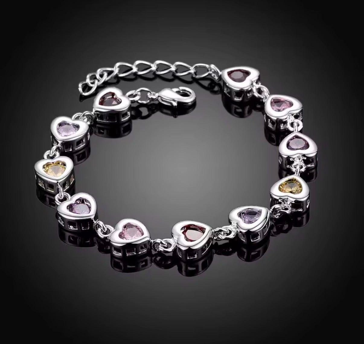 Elegant Charm Heart Bracelet - 20cm Chain - Beautiful Crystal Stone Drop Jewellery - Silver Colour Fashion For Women Wedding Cute - Perfect Christmas / Christmas Gift - With Gift Box