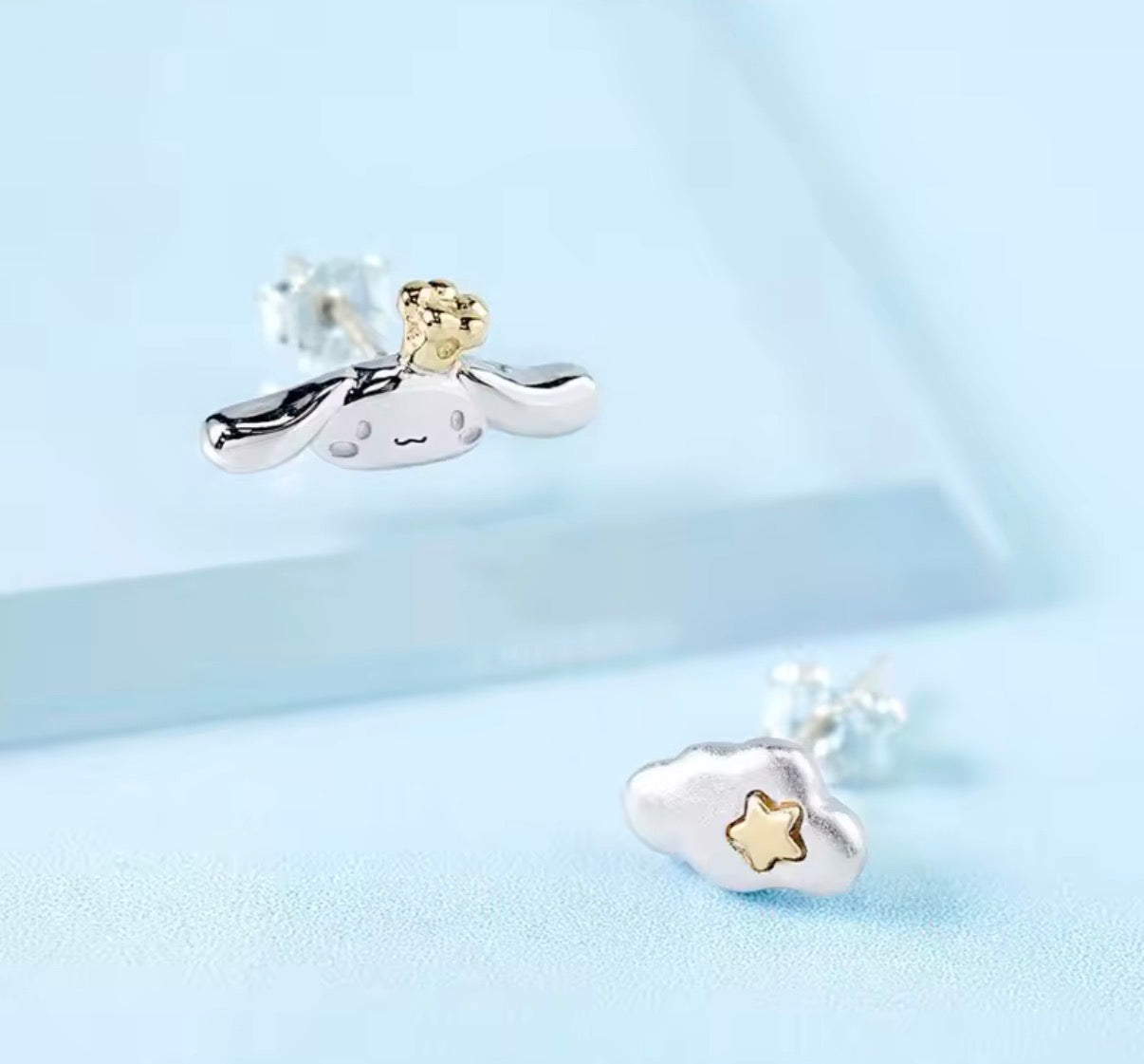 Sanrio Kawaii Cinnamoroll Cloud Series Silver Coloured
Earrings - Perfect Gift For Her - Birthday / Christmas Gift Girls / Women**