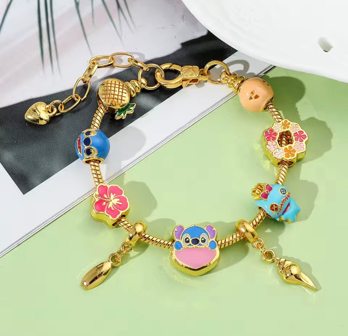 Disney Stitch Series Fashionable Gold Coloured Stitch Love Beaded Charm Bracelet - 17cm + 5cm Adjustable Length - With Giftbox