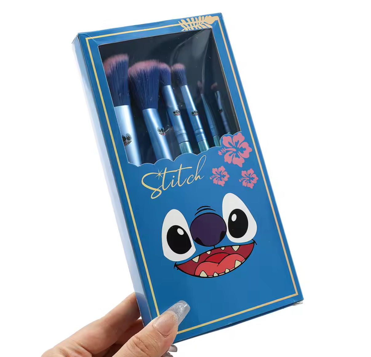 6Pcs Anime Cartoon Stitch Makeup Brush Set Y2K Fashion New Women's Wooden Eyeshadow Brush Loose Powder Brush - Gift for Girls / Women**