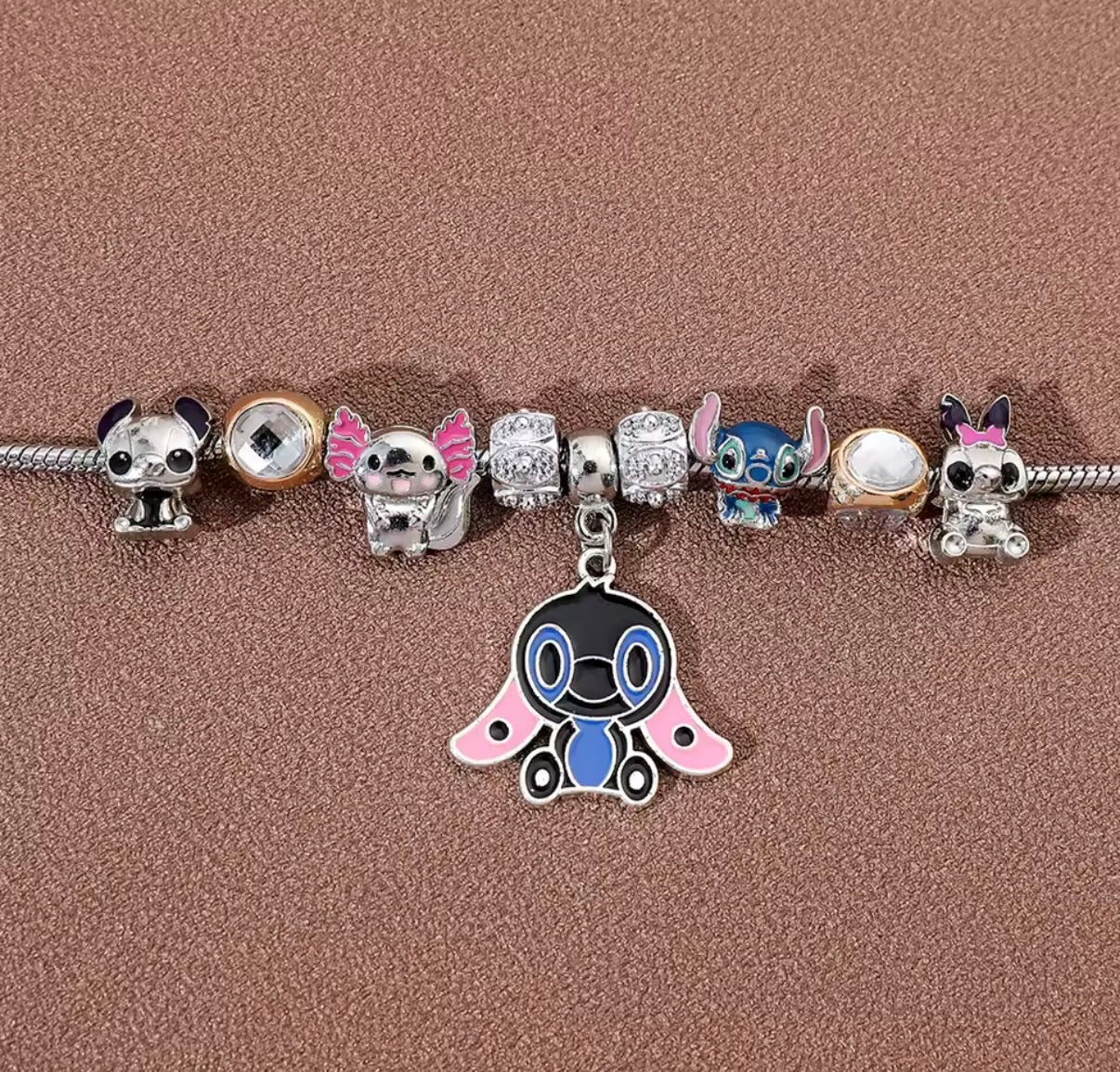 Disney Stitch Series Fashionable Cute - Stitch Big Eared Themed Silver Coloured Stitch Love Beaded Charm Bracelet - 17cm + 5cm Adjustable Length - With Giftbox
