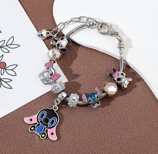 Disney Stitch Series Fashionable Cute - Stitch Big Eared Themed Silver Coloured Stitch Love Beaded Charm Bracelet - 17cm + 5cm Adjustable Length - With Giftbox