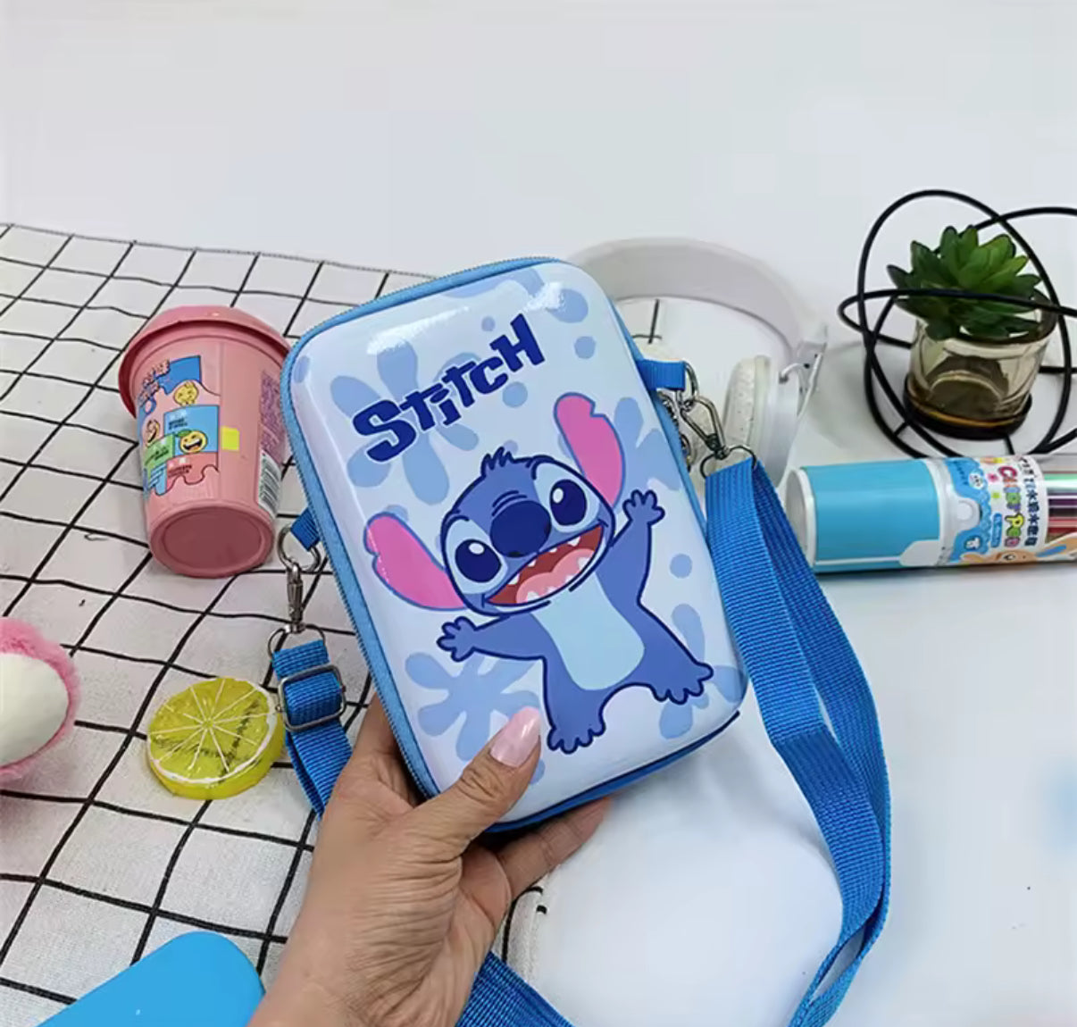 Disney Stitch / Angel Kids Bag Cartoon Diagonal Hard Shell Cross bag Fashion
Accessory For Boys & Girls - School / Travel Bag - Anime /
Kawaii - 6 Different Designs