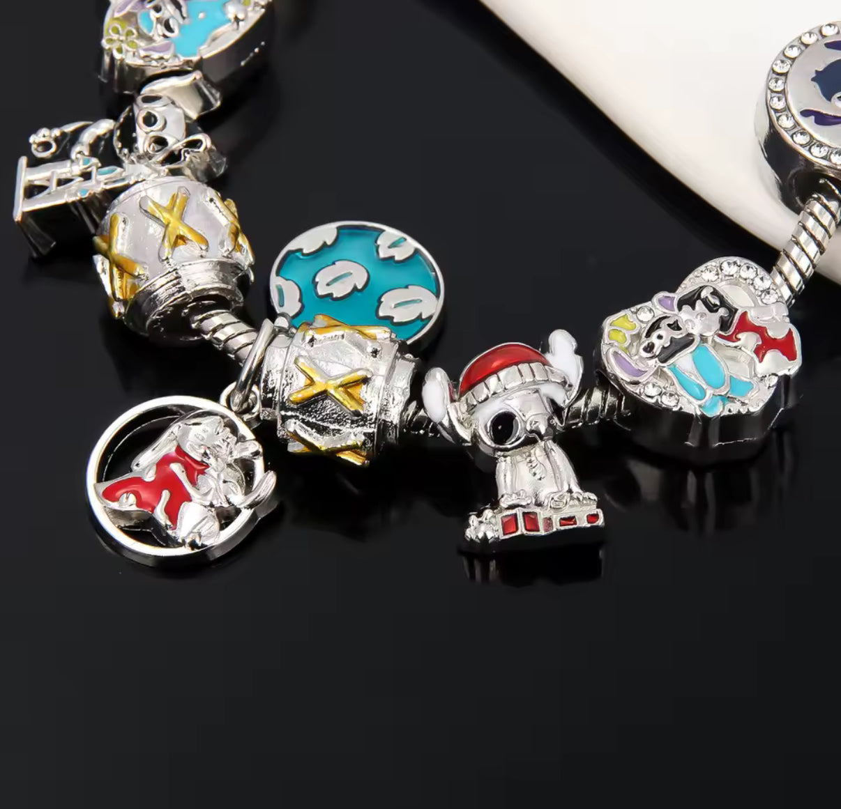 Stitch Anime Cartoon Charm Rope Jewellery for Kids / Girls / Adult - 9 Metal Charms - I Love You Bracelet - Beautiful Gift for Christmas or Birthday - 17cm & 19cm Braclet Length
Available