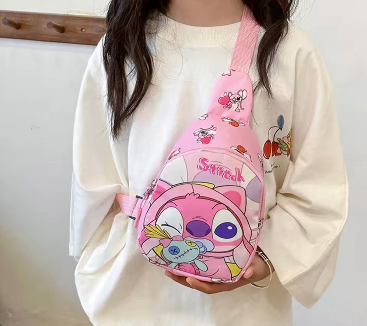 Disney Stitch Chest Bag - Cute Mini Outdoor School / Travel Shoulder Bag For Boys &
Girls - Children’s Zipper Waist Bag Kawaii Gift - Available in 13
Different Colours & Designs