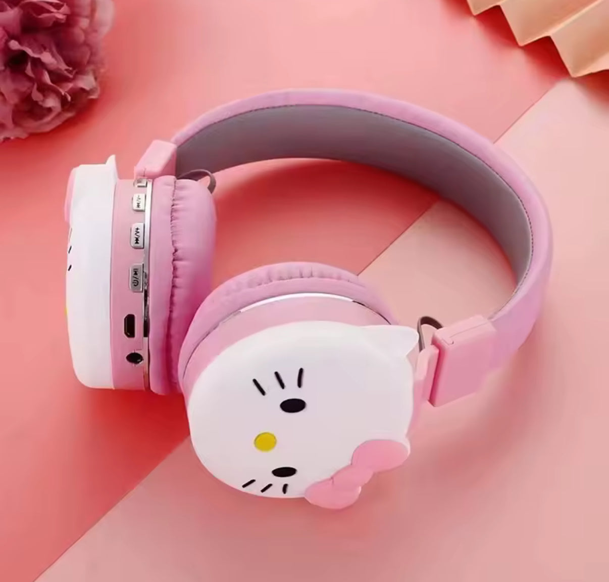 Sanrio Hello Kitty High Quality Cute Bluetooth Headphones - Wireless Headphones - Cartoon
Stereo Headset Earphone - Cute Gift For Kids For Birthday or Christmas**