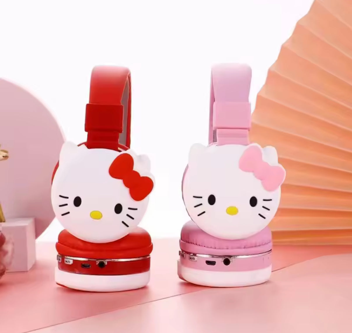 Sanrio Hello Kitty High Quality Cute Bluetooth Headphones - Wireless Headphones - Cartoon
Stereo Headset Earphone - Cute Gift For Kids For Birthday or Christmas**