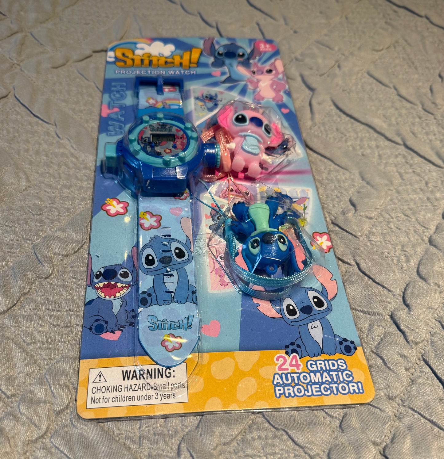 Stitch Children's Projector Watch With keychain - Cartoon Stitch Anime - Girls/Boys - Flash Electronic kid Toy - Perfect Stocking Filler For Christmas - Birthday Gift