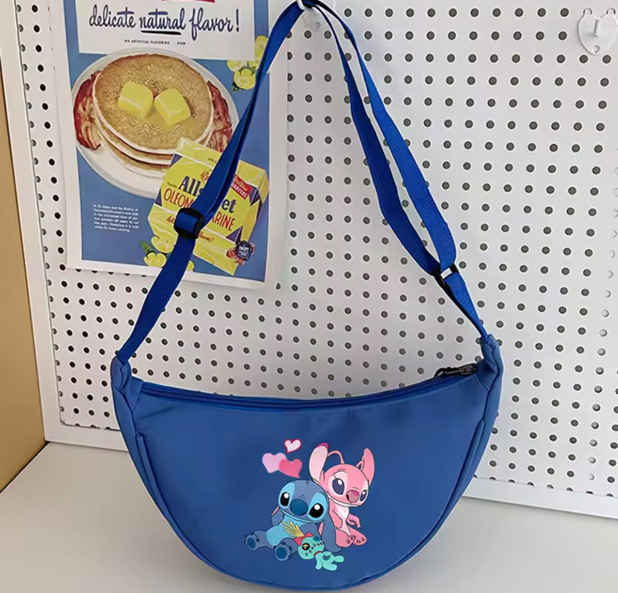 Disney Stitch Girls / Kids / Women's Bag - Handbags Cartoon Character Print Shoulder Bags Large Capacity Fashion
Purse - Birthday or Christmas Gift