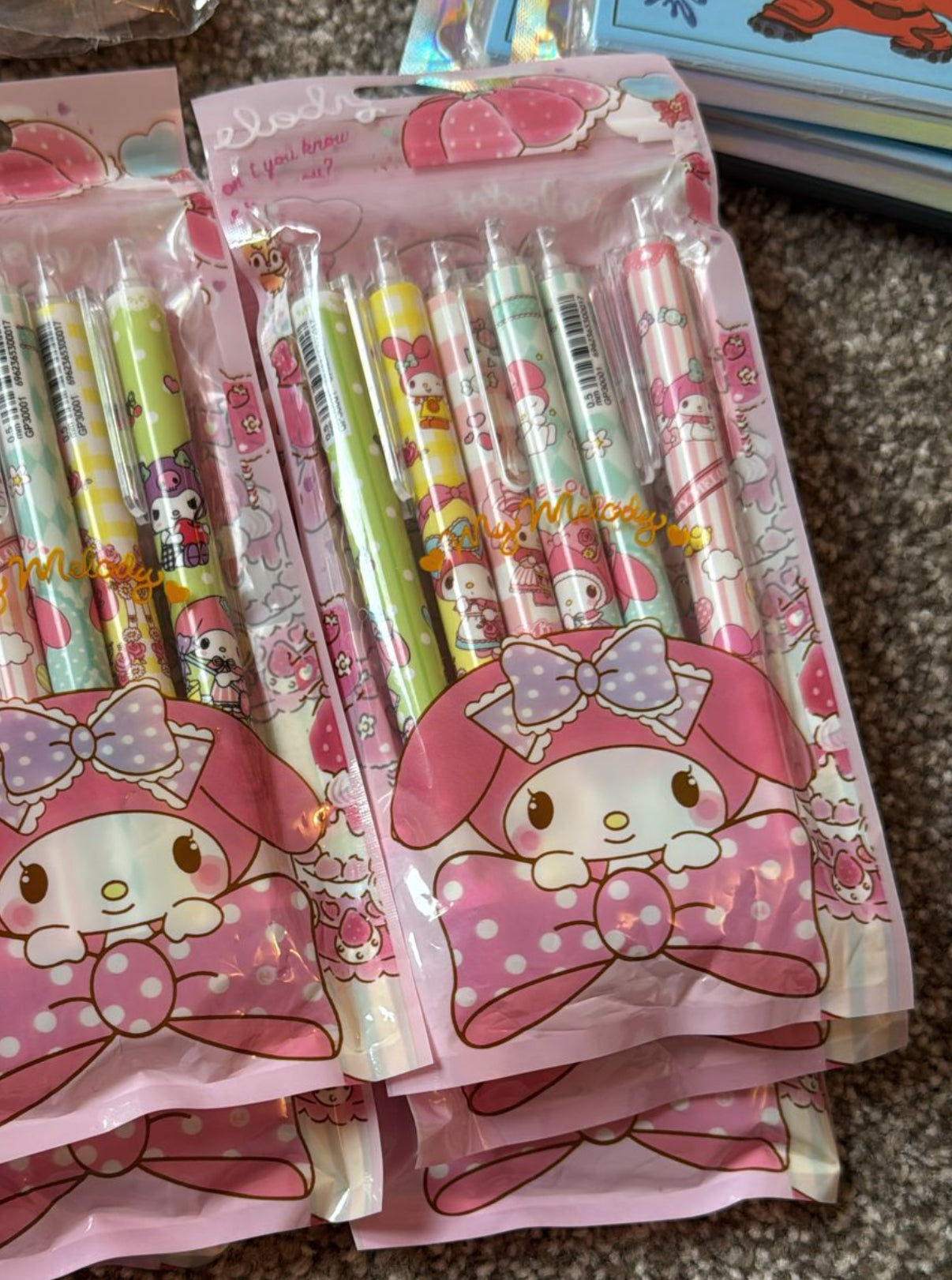 6Pcs Sanrio Pen Set Kawaii Hello Kitty Kuromi Melody Cinnamoroll - Pens For School / Office - Stationery - Perfect Gift Idea For Kids**