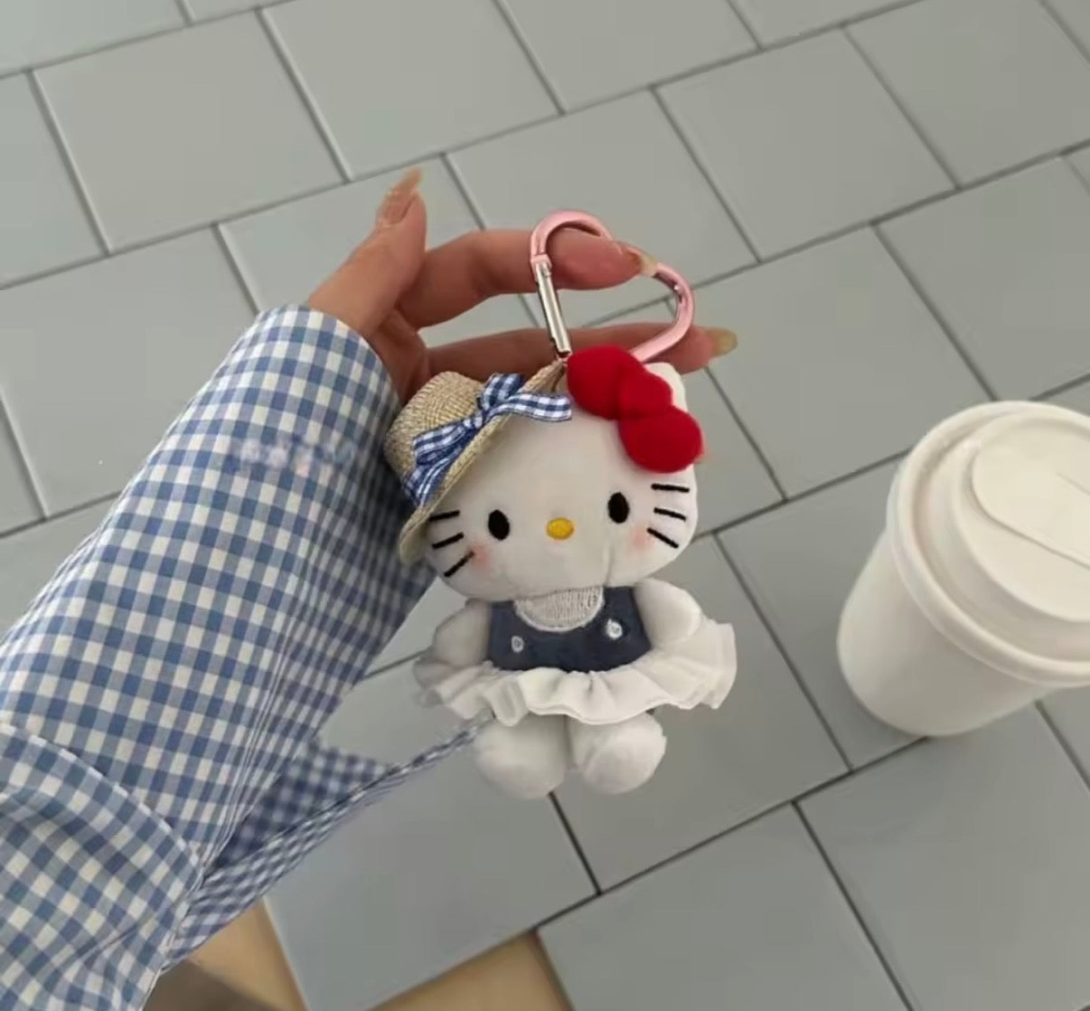 Sanrio Hello Kitty Kawaii Super Cute With Glasses - Bag Cartoon Cute Plush Doll Keychain -  Christmas / Birthday Gift