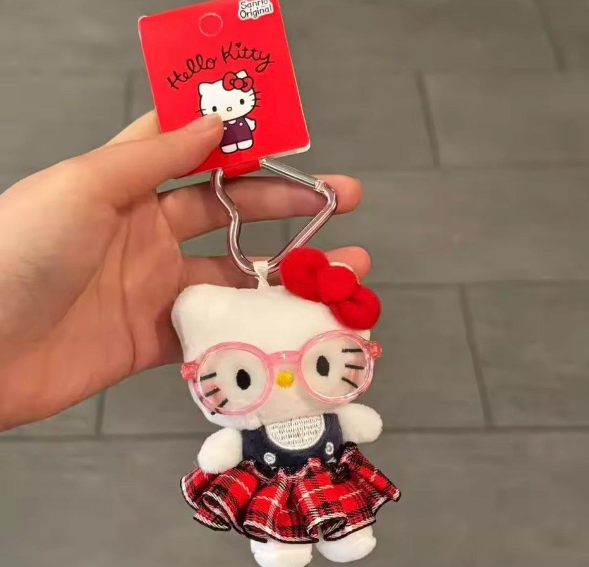 Sanrio Hello Kitty Kawaii Super Cute With Glasses - Bag Cartoon Cute Plush Doll Keychain -  Christmas / Birthday Gift