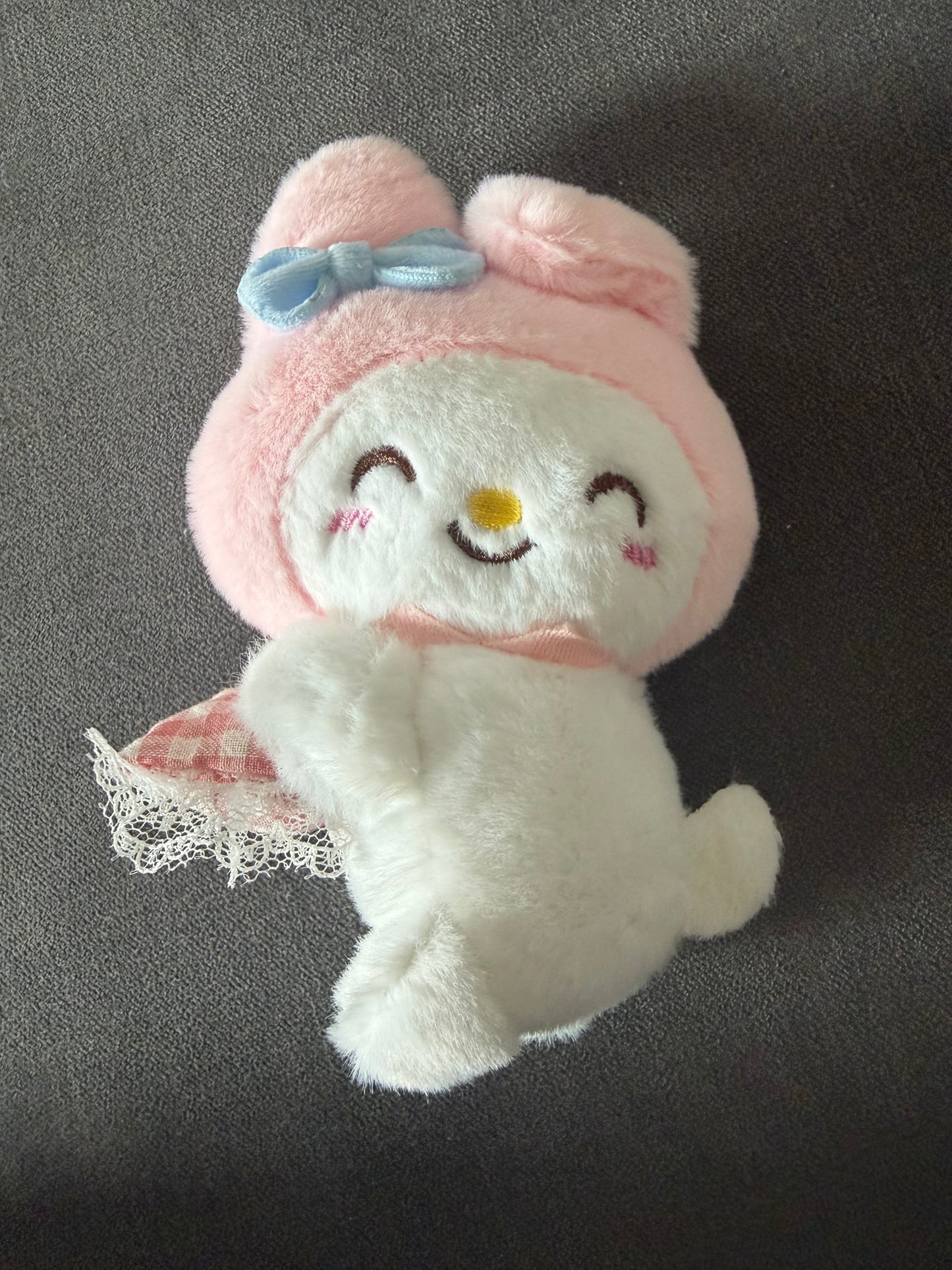 14cm Sanrio Kuromi / Melody Kawaii Stuffed Plushie Keychain / Bag Chain - Cartoon Cute Plushie - Perfect Birthday / Christmas Gift